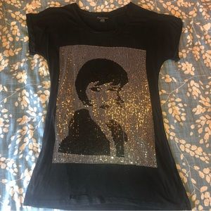 Forever 21 Sequined tee shirt